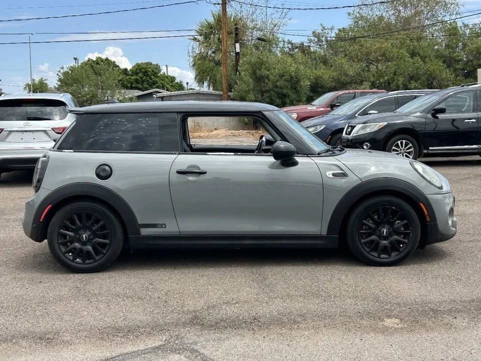 2018 Mini Mini Cooper S 3rd Gen - Image 2 of 20