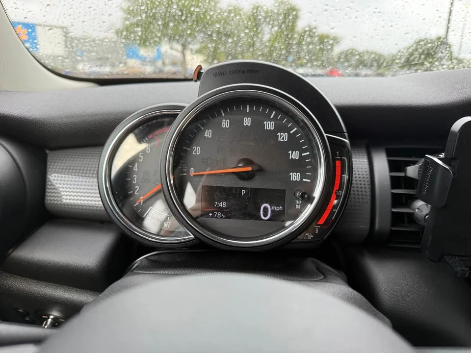 2018 Mini Mini Cooper S 3rd Gen - Image 12 of 17
