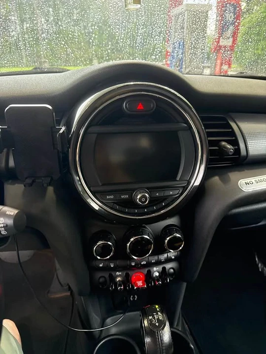 2018 Mini Mini Cooper S 3rd Gen - Image 10 of 17