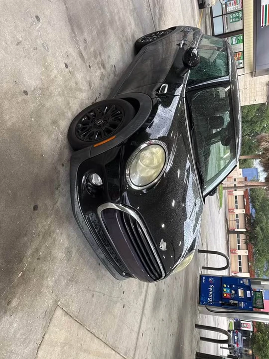 2018 Mini Mini Cooper S 3rd Gen - Image 2 of 17