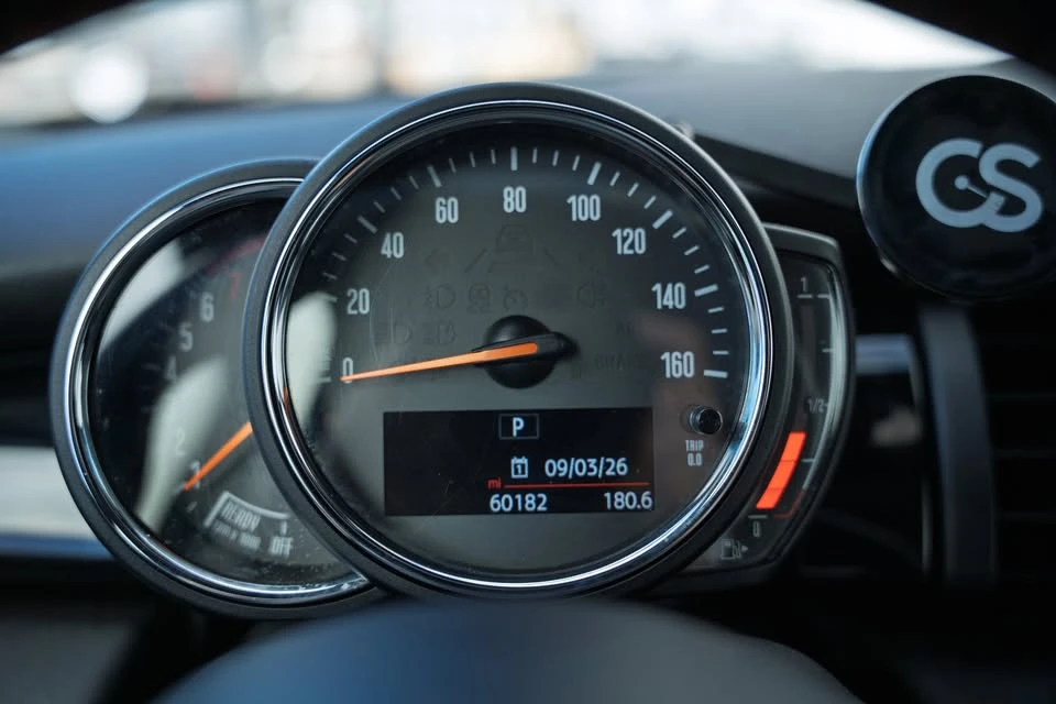 2018 Mini Mini Cooper S 3rd Gen - Image 17 of 19
