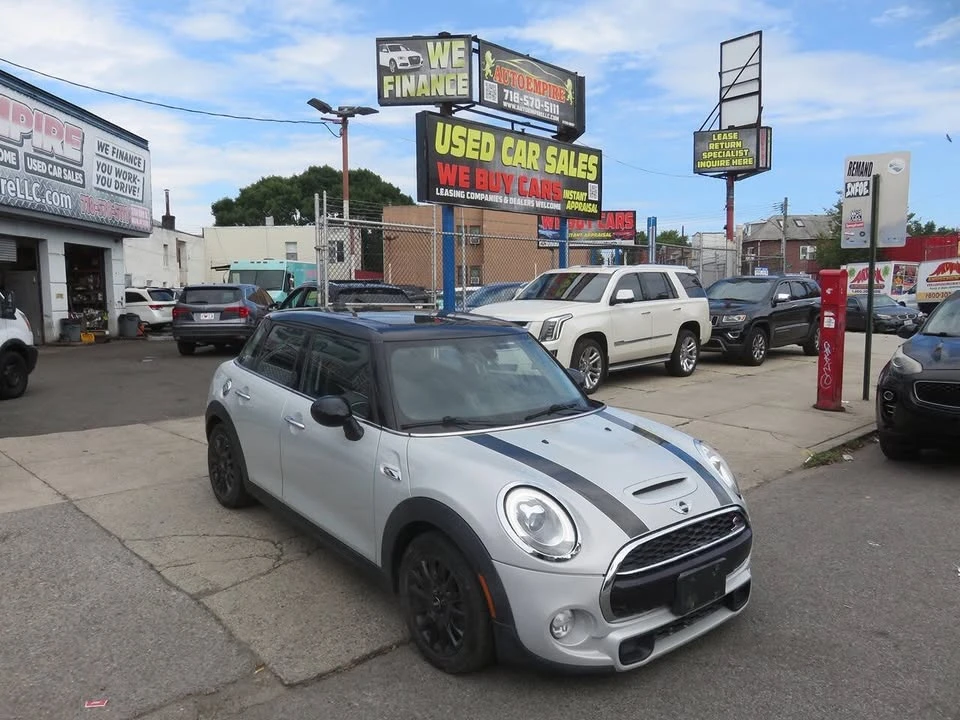 2018 Mini Mini Cooper S 3rd Gen - Image 3 of 20