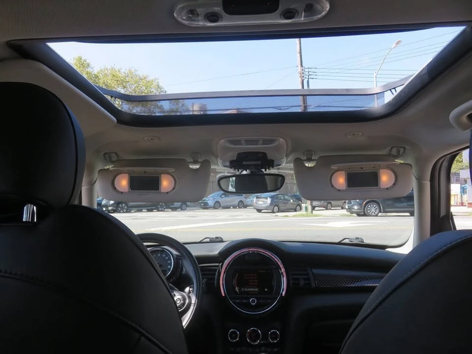 2018 Mini Mini Cooper S 3rd Gen - Image 13 of 20