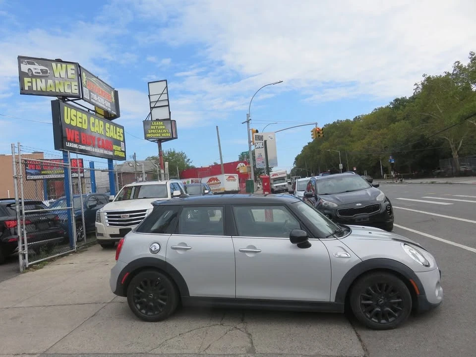 2018 Mini Mini Cooper S 3rd Gen - Image 9 of 20