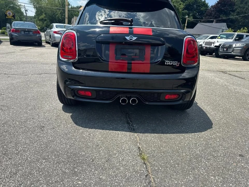 2018 Mini Mini Cooper S 3rd Gen - Image 11 of 20