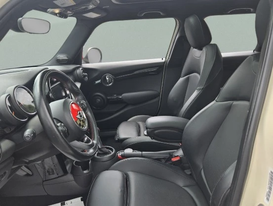 2018 Mini Mini Cooper S 3rd Gen - Image 3 of 11