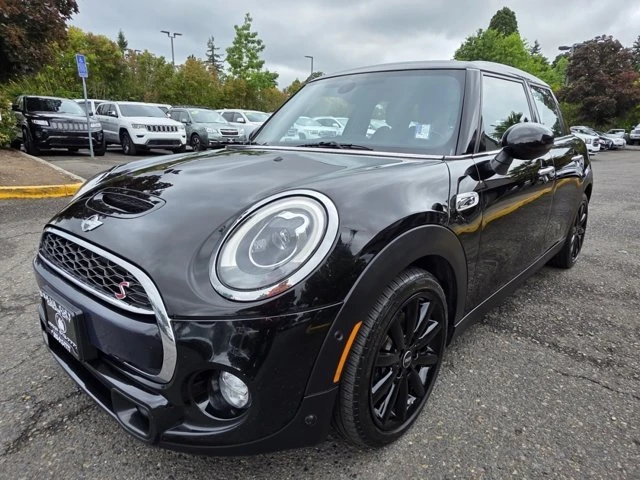 2018 Mini Mini Cooper S 3rd Gen - Image 2 of 11