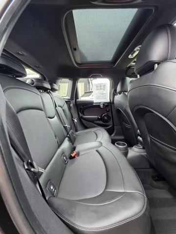 2018 Mini Mini Cooper S 3rd Gen - Image 8 of 11