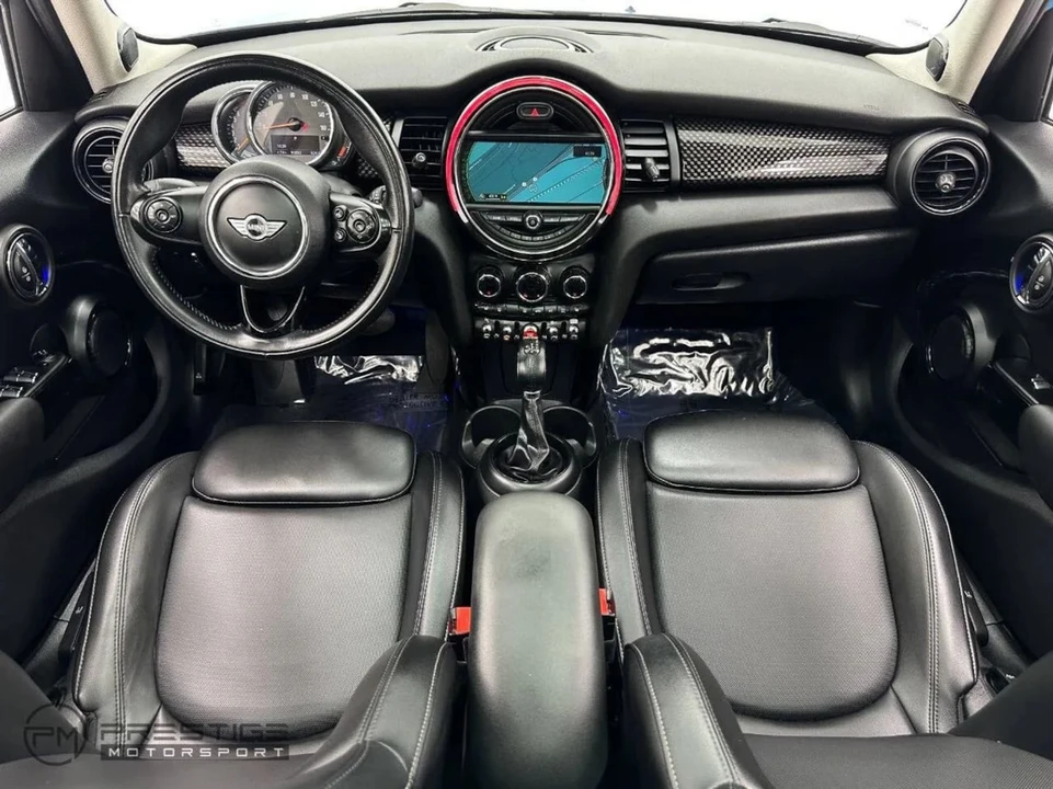 2018 Mini Mini Cooper S 3rd Gen - Image 19 of 21