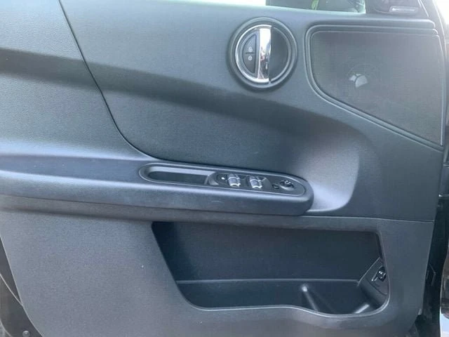 2018 Mini Countryman 2nd Gen - Image 17 of 20