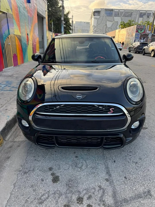 2018 Mini Mini 3rd Gen - Image 2 of 16
