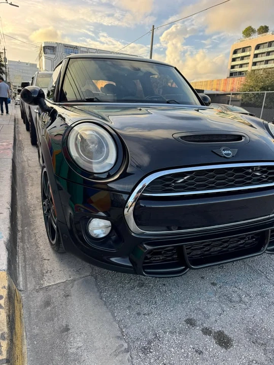 2018 Mini Mini 3rd Gen - Image 3 of 16