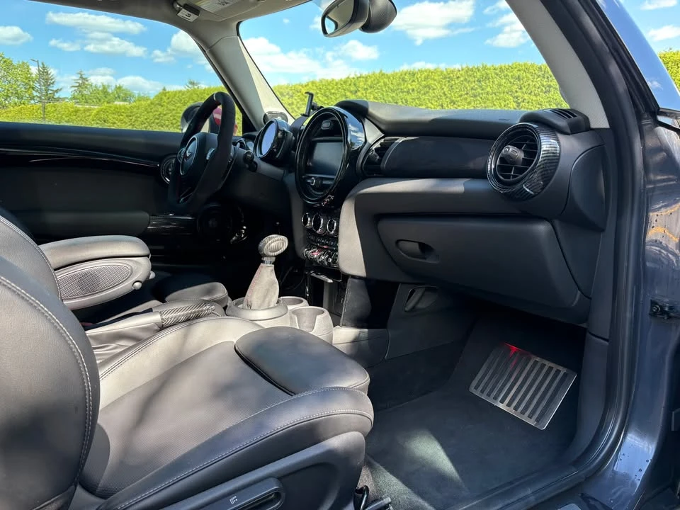 2018 Mini Mini Cooper S 3rd Gen - Image 10 of 15