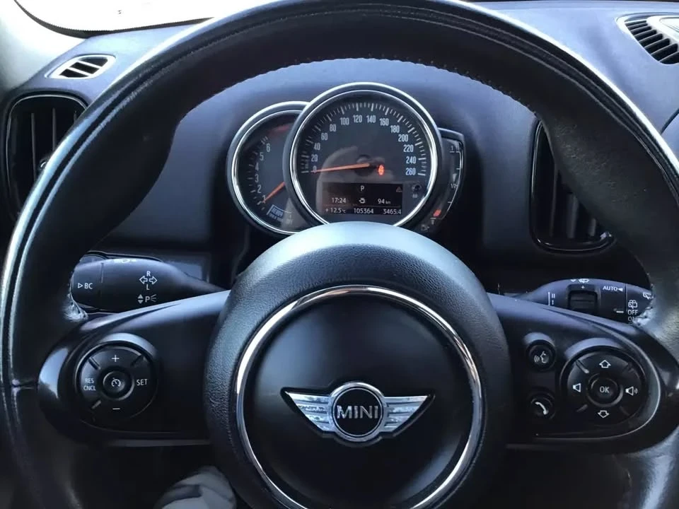 2018 Mini Countryman 2nd Gen - Image 15 of 19