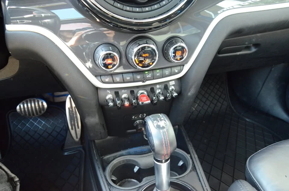2018 Mini Countryman 2nd Gen - Image 10 of 17