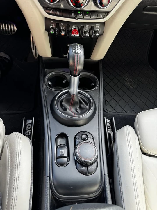 2018 Mini Countryman 2nd Gen - Image 9 of 19