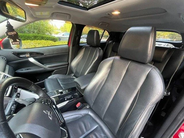 2018 Mitsubishi Eclipse Cross - Image 11 of 20