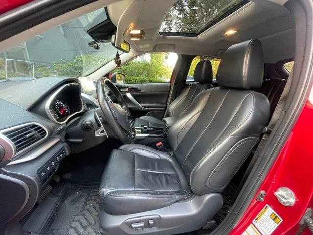 2018 Mitsubishi Eclipse Cross - Image 10 of 20