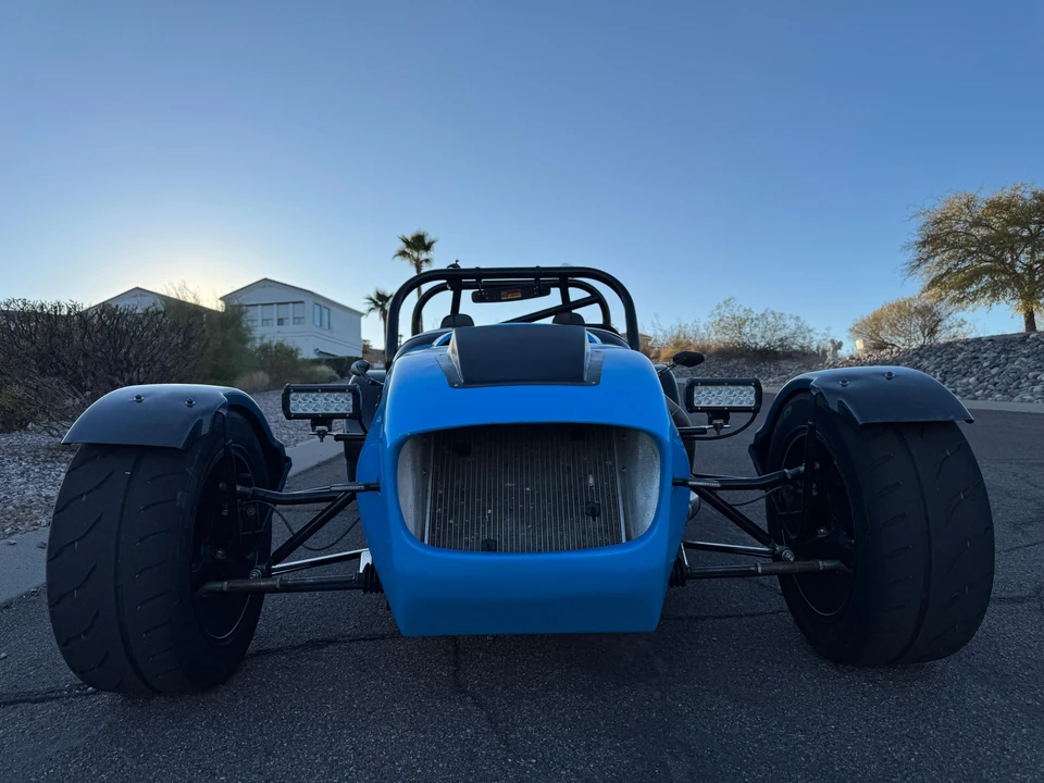 2018 - Image 9 of 30