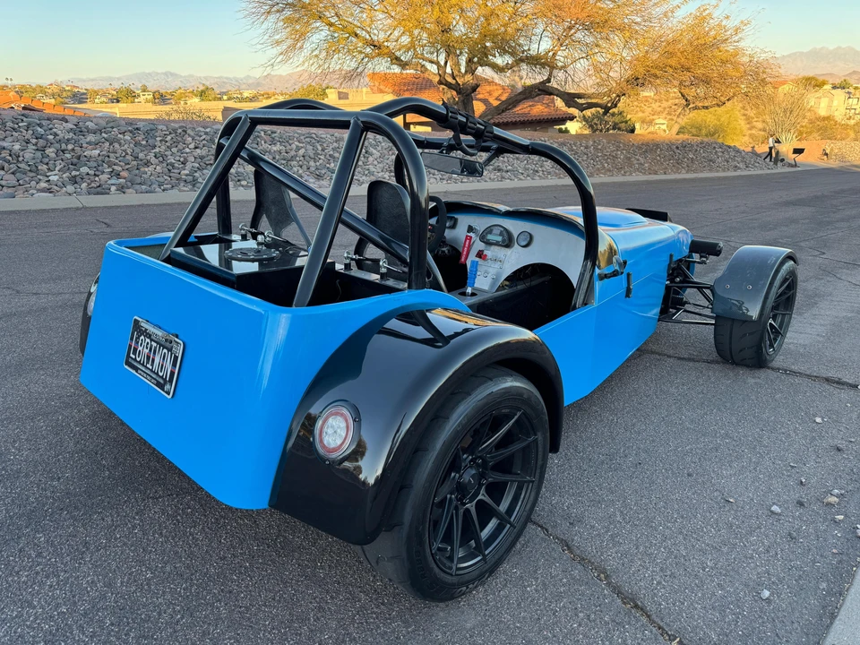 2018 - Image 19 of 30