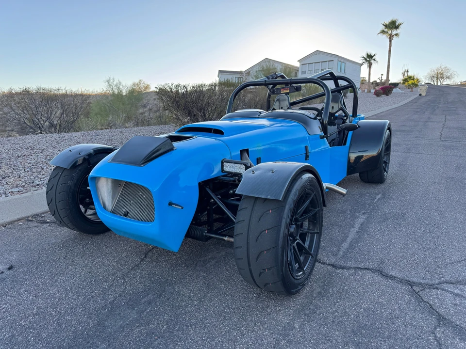 2018 - Image 11 of 30