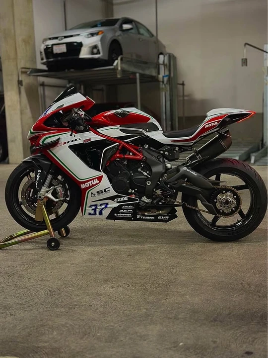 2018 MV Agusta F3 - Image 4 of 15
