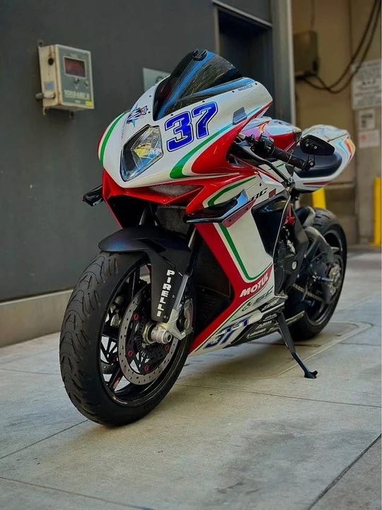 2018 MV Agusta F3 - Image 8 of 15