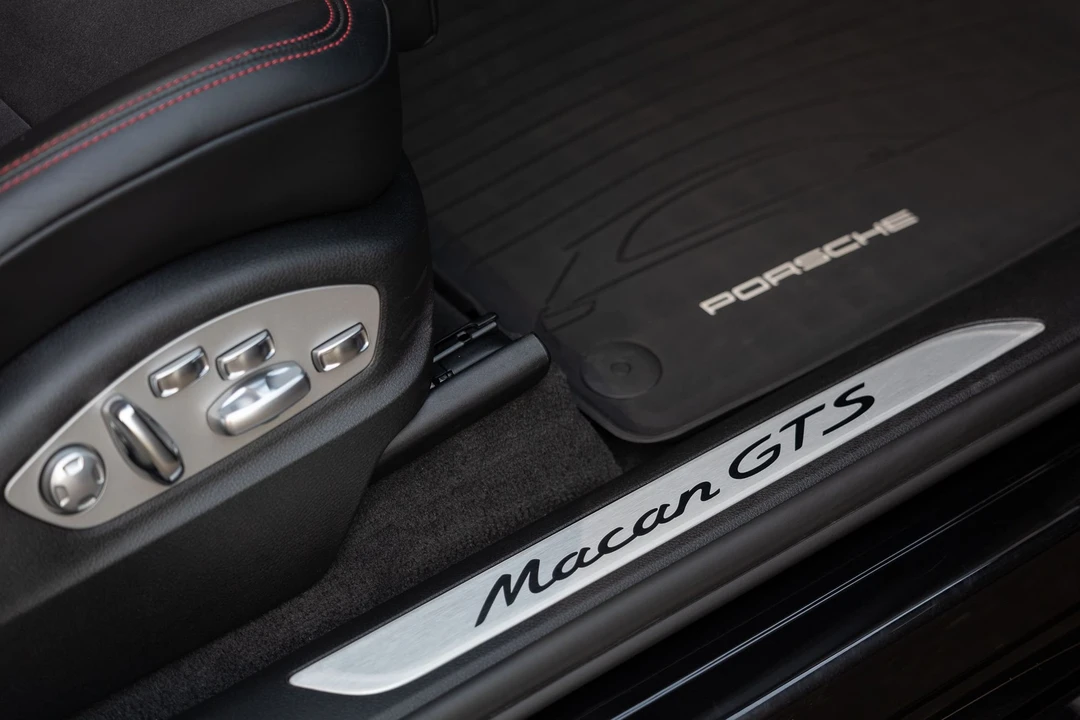 2018 Porsche Macan GTS - Image 12 of 12