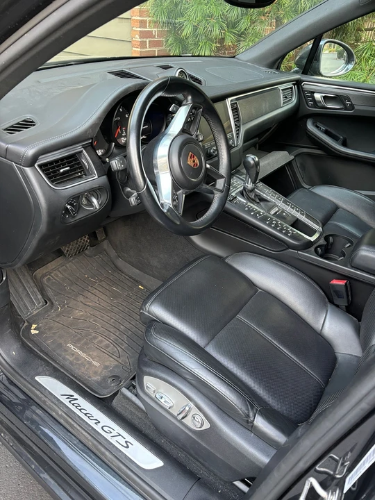 2018 Porsche Macan GTS - Image 8 of 29