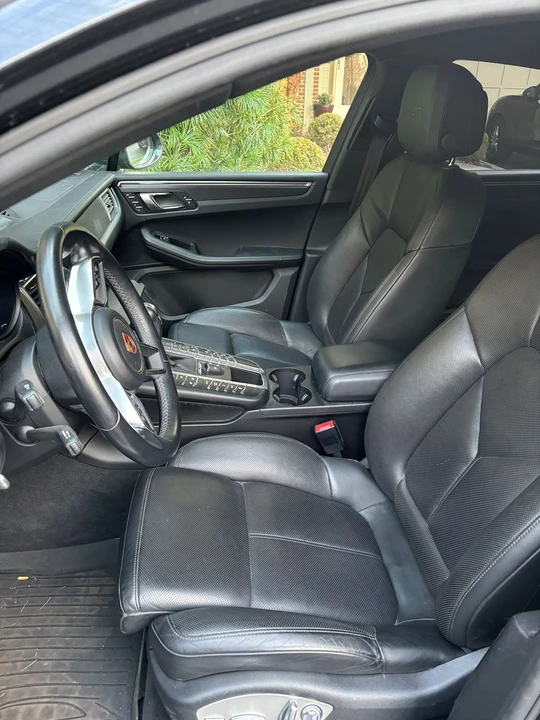 2018 Porsche Macan GTS - Image 9 of 29