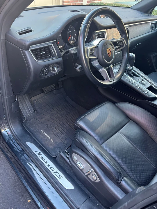 2018 Porsche Macan GTS - Image 21 of 29