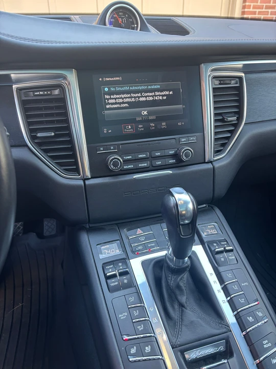 2018 Porsche Macan GTS - Image 18 of 29