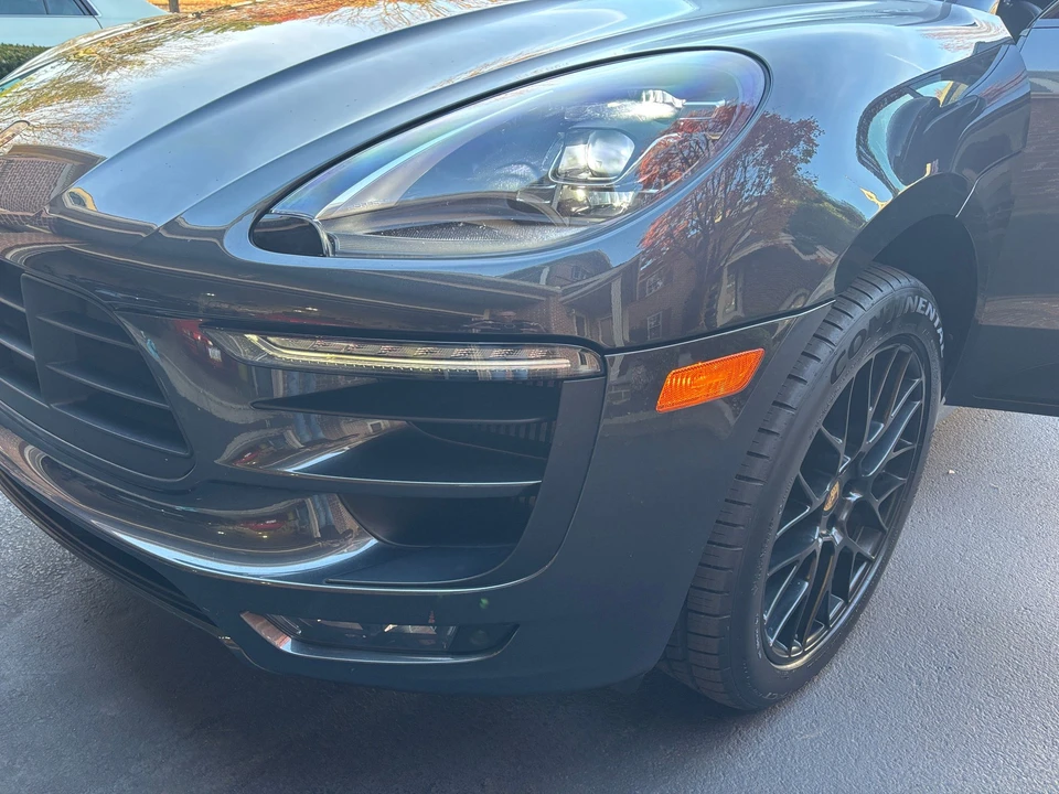 2018 Porsche Macan GTS - Image 17 of 29