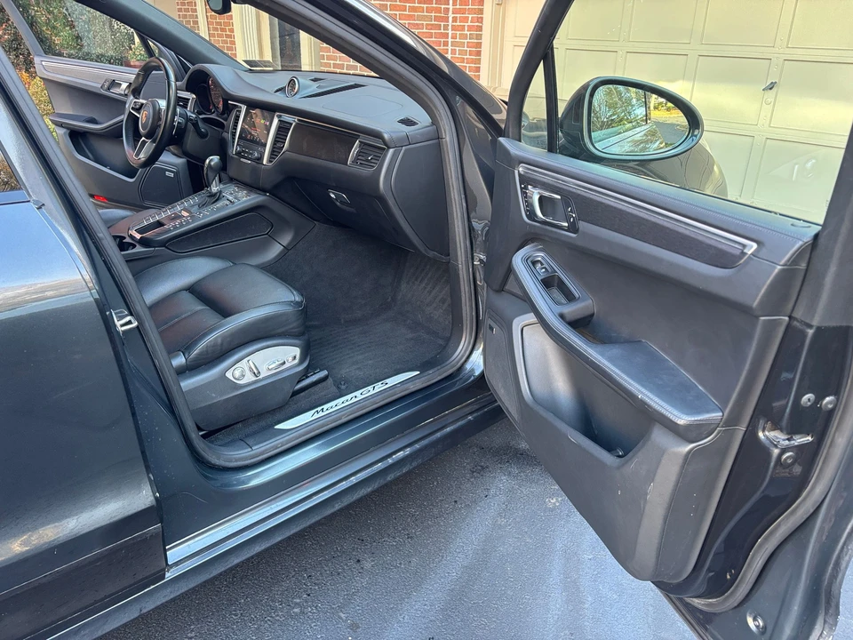 2018 Porsche Macan GTS - Image 23 of 29