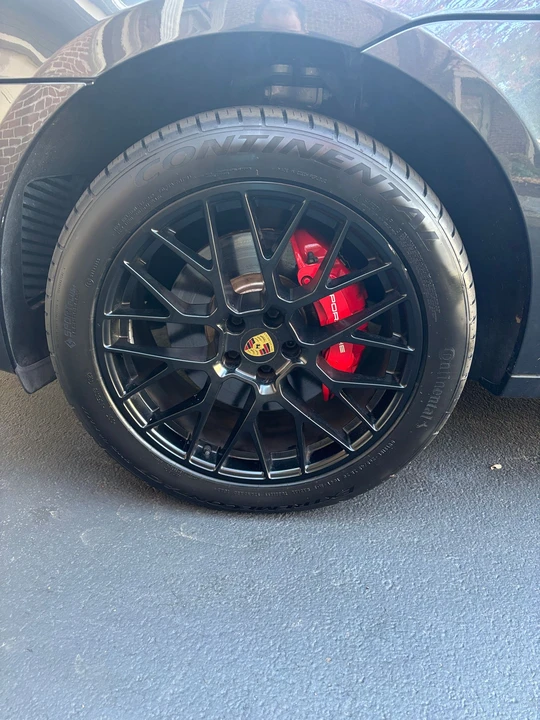 2018 Porsche Macan GTS - Image 12 of 29