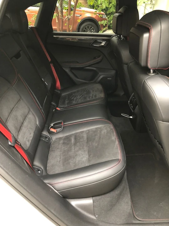 2018 Porsche Macan GTS - Image 11 of 19