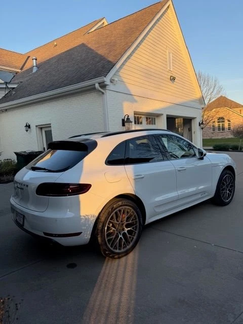 2018 Porsche Macan GTS - Image 17 of 24