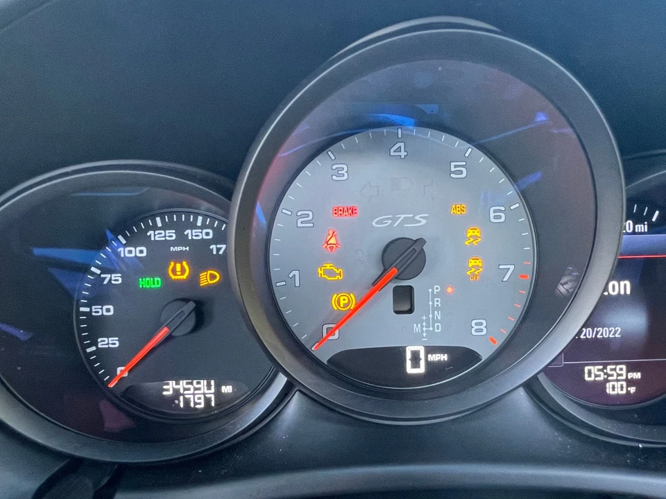 2018 Porsche Macan GTS - Image 13 of 16