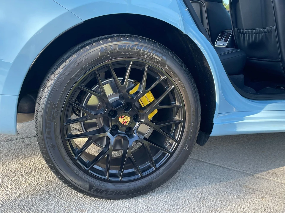 2018 Porsche Macan GTS - Image 5 of 16