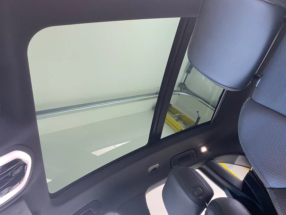 2018 Porsche Macan S - Image 7 of 24