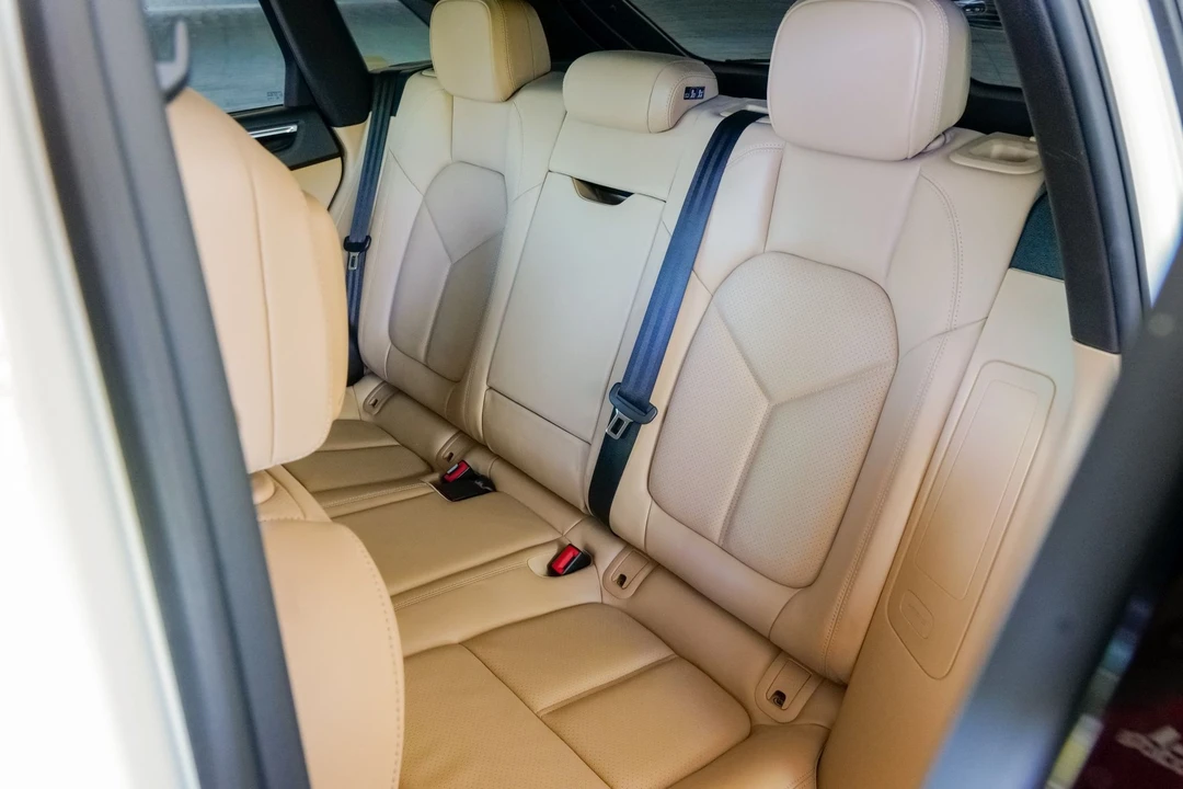 2018 Porsche Macan S - Image 12 of 12