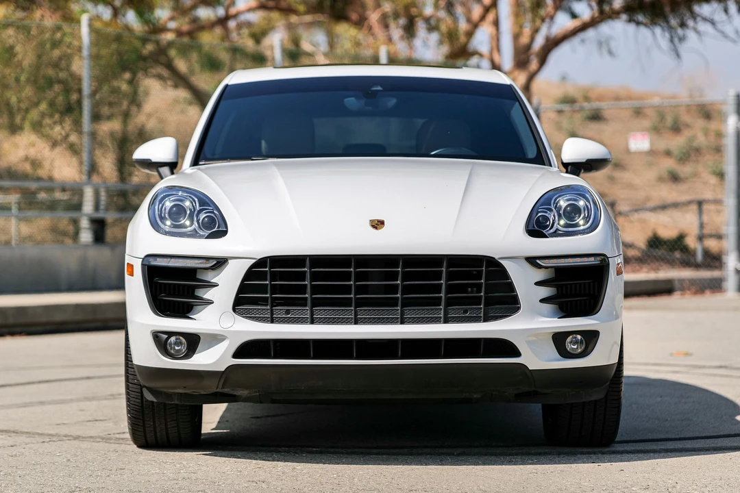 2018 Porsche Macan S - Image 2 of 12