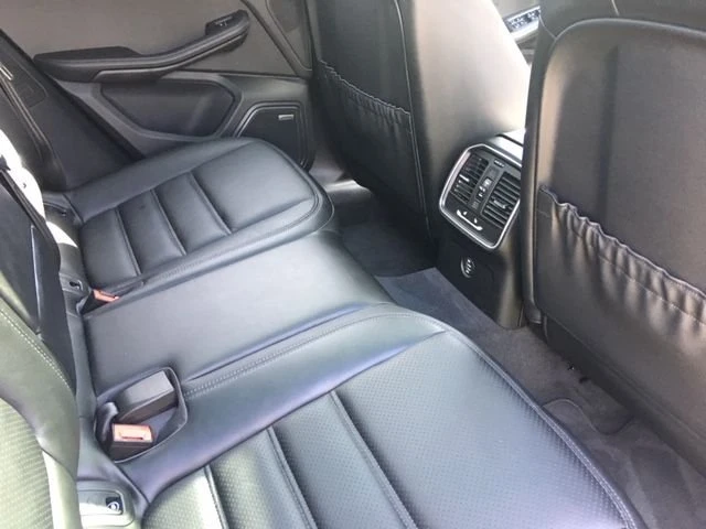 2018 Porsche Macan Turbo - Image 8 of 19