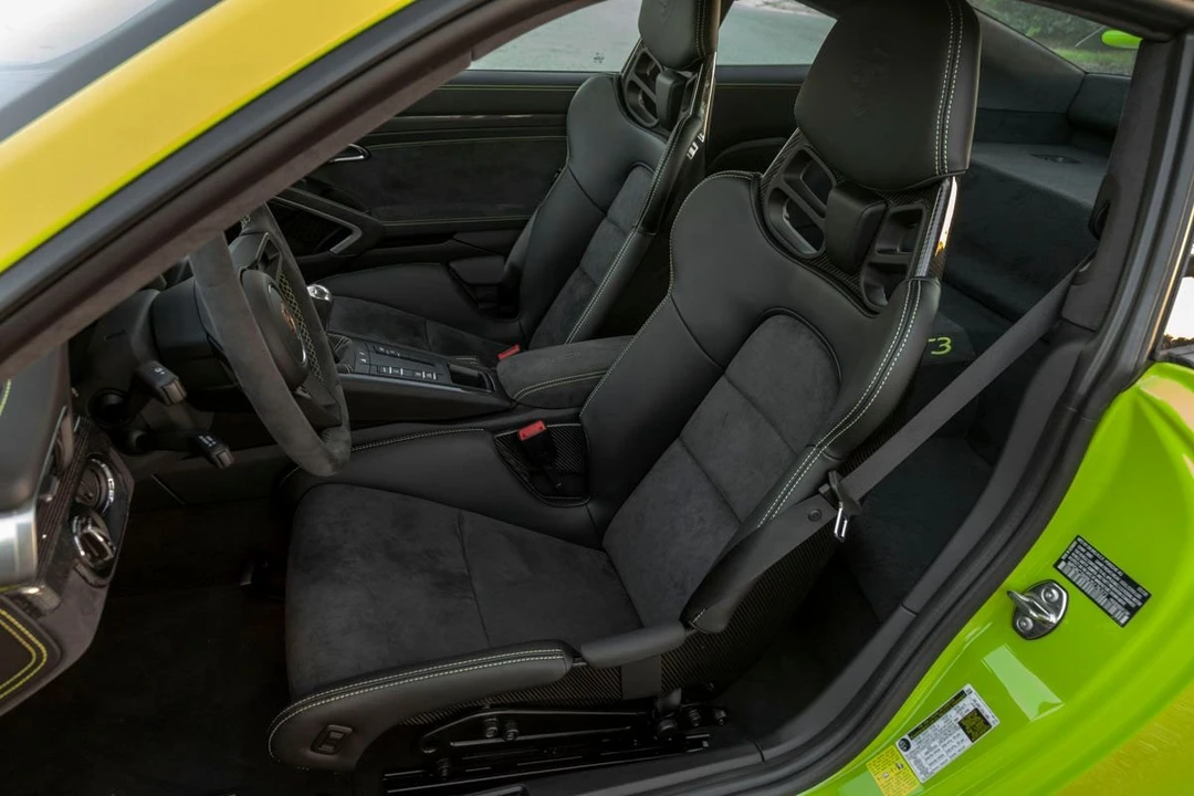 2018 Porsche 911 - Image 13 of 18