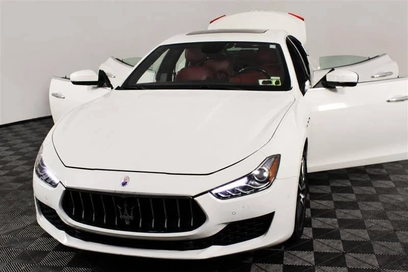 2018 Maserati Ghibli 3rd Gen - Image 3 of 20