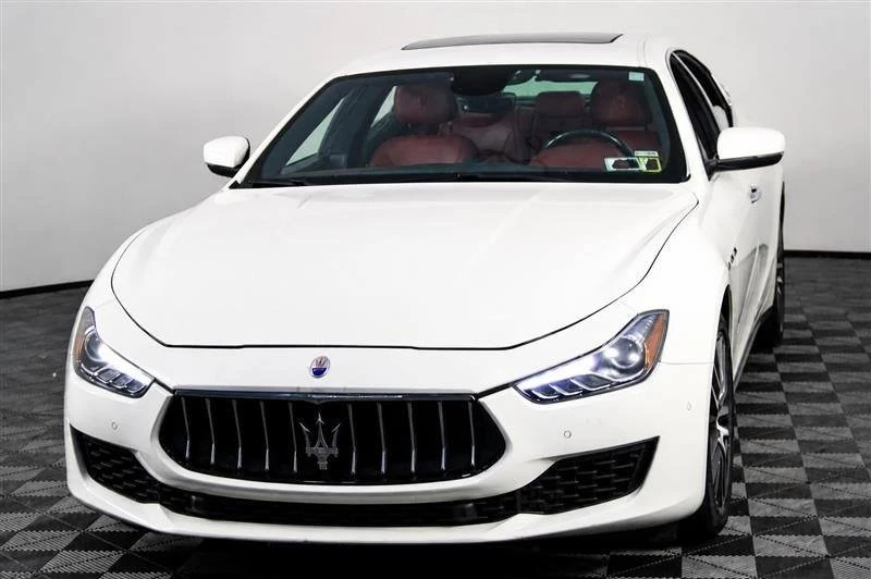2018 Maserati Ghibli 3rd Gen - Image 2 of 20