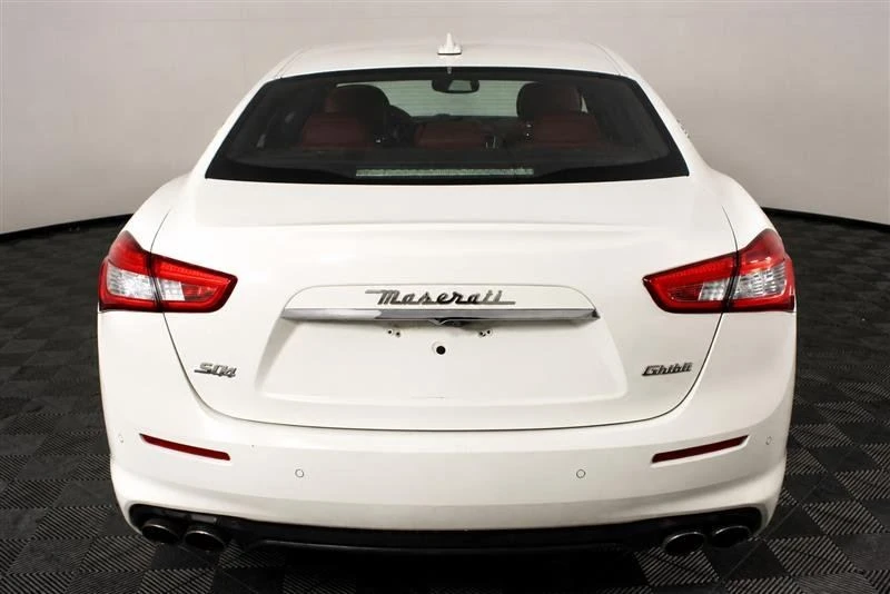 2018 Maserati Ghibli 3rd Gen - Image 9 of 20