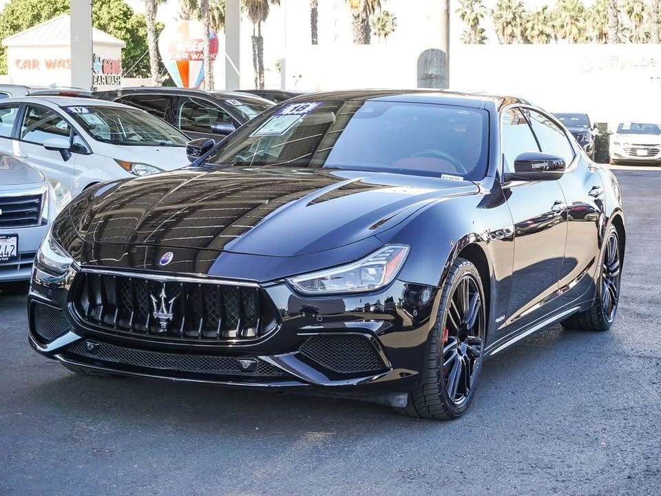 2018 Maserati Ghibli 3rd Gen - Image 2 of 15