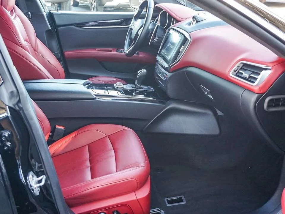 2018 Maserati Ghibli 3rd Gen - Image 11 of 15
