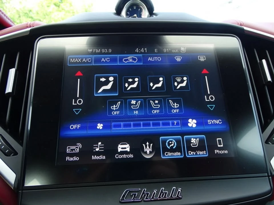 2018 Maserati Ghibli 3rd Gen - Image 16 of 20